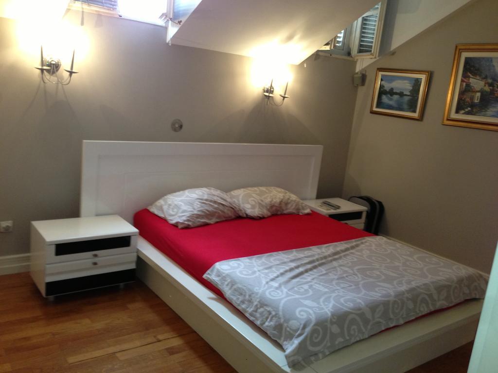 London Apartment Budva Szoba fotó